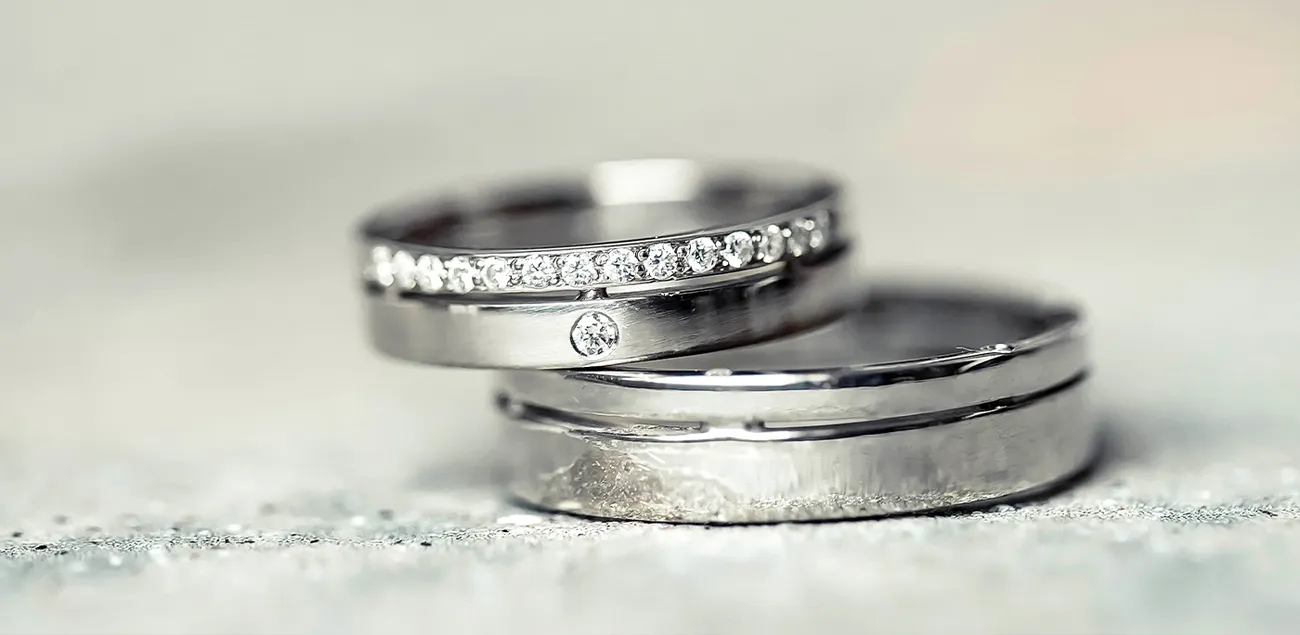 shutterstock 7 What is palladium white gold alloy and how is it different from traditional white gold?