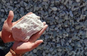 China Finds 490 Million Ton Lithium Deposit in Hunan Province