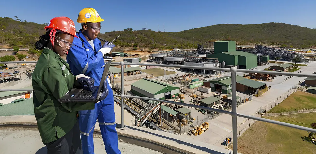 The Unki mine in Zimbabwe_ Anglo American Zimbabwe PGM miners face cash squeeze as state delays local-currency payouts under 70% forex retention rule