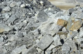 CATL halts Jianxiawo lithium mine after permit lapse; futures hit limit-up as market weighs 3–6% global supply at risk